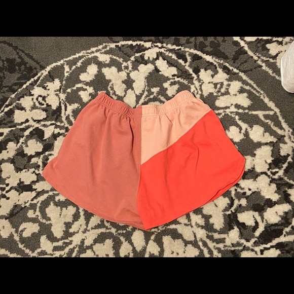 Pants - High waist colorblock sweat gym shorts sz M